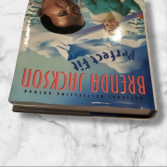 Perfect Fit By Brenda Jackson 2003 Novel - Picture 10 of 13